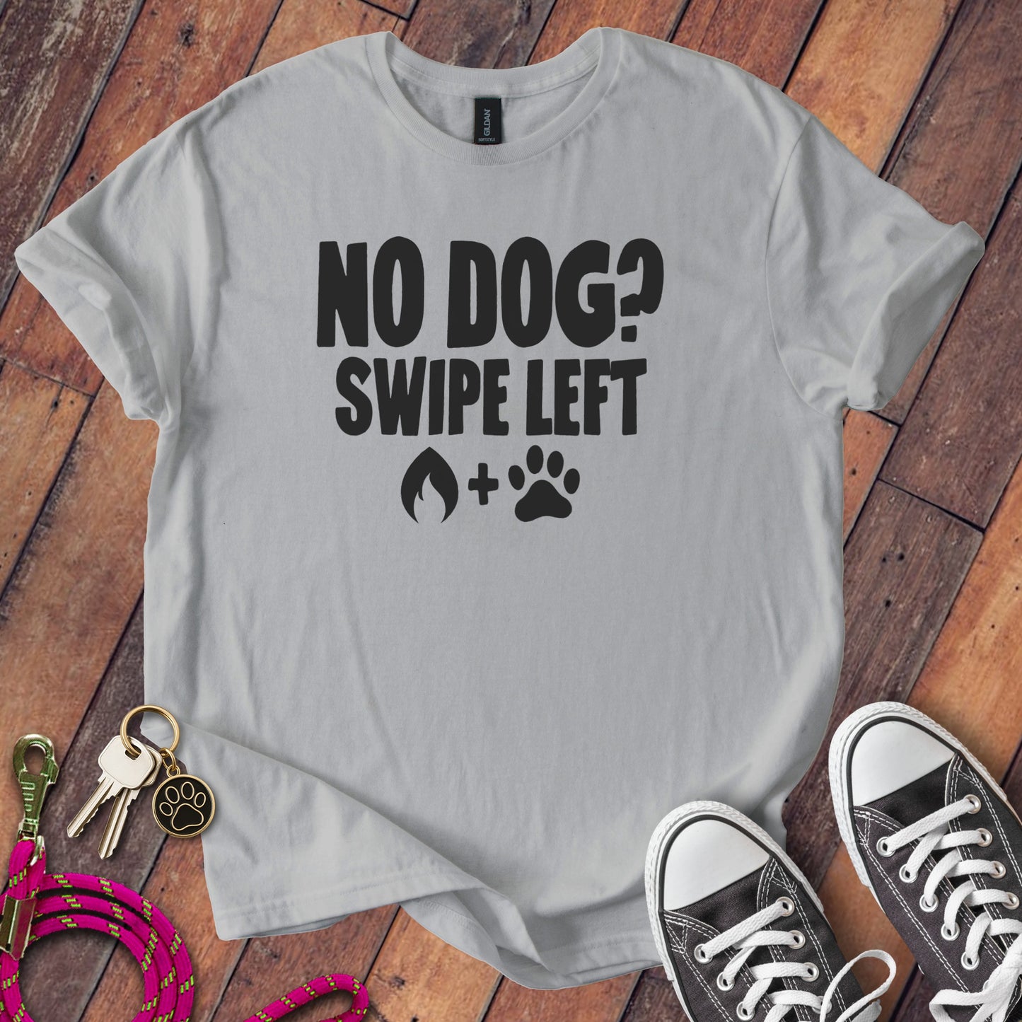 No Dog Swipe Left Casual T-Shirt Typical Gift Product