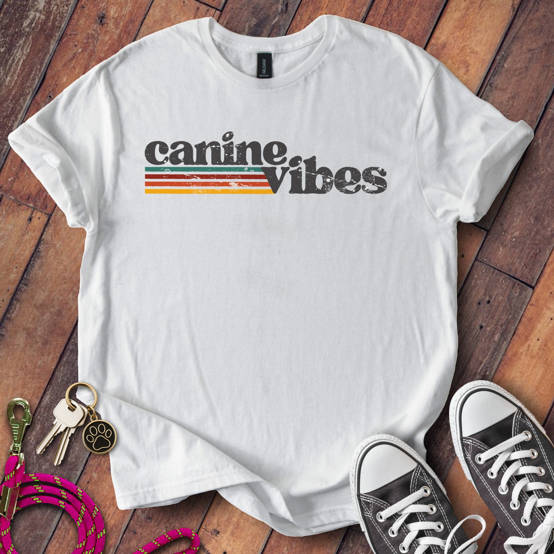 Canine Vibes Retro Graphic T-shirt Casual Wear product type